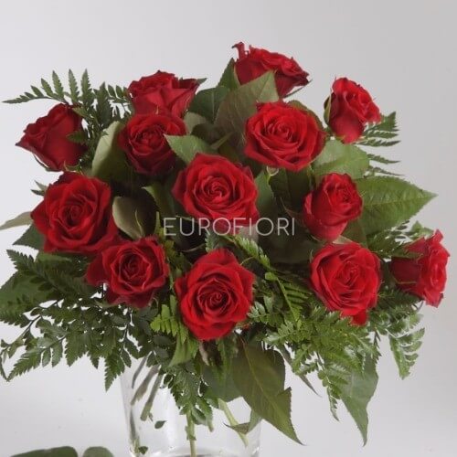 Bouquet 12 rose rosse gambo corto